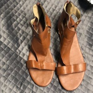 Brown zip back sandals